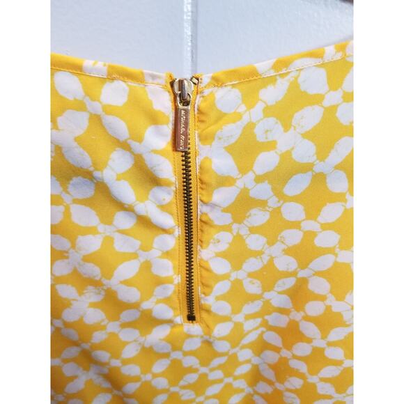 Michael Kors Women's XL Yellow/White Abstract Print Sleeveless Blouse - Picture 5 of 8